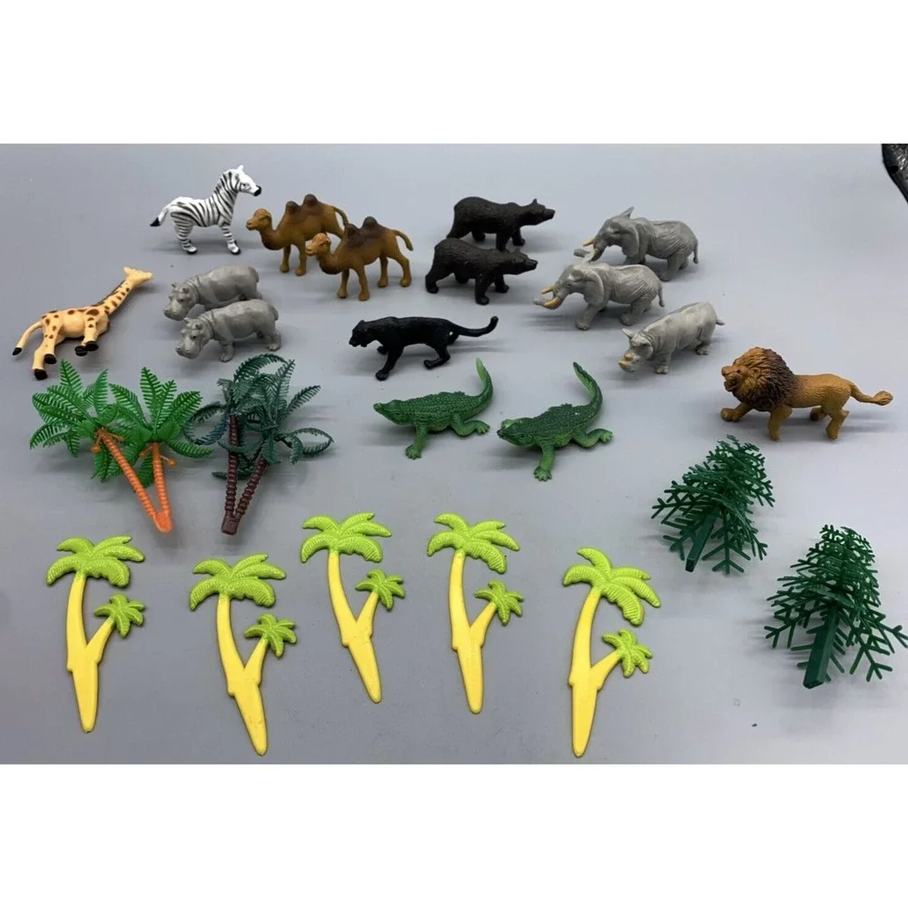 Vintage Cake Toppers 24 piece Plastic Safari Wild Animals Jungle Zoo